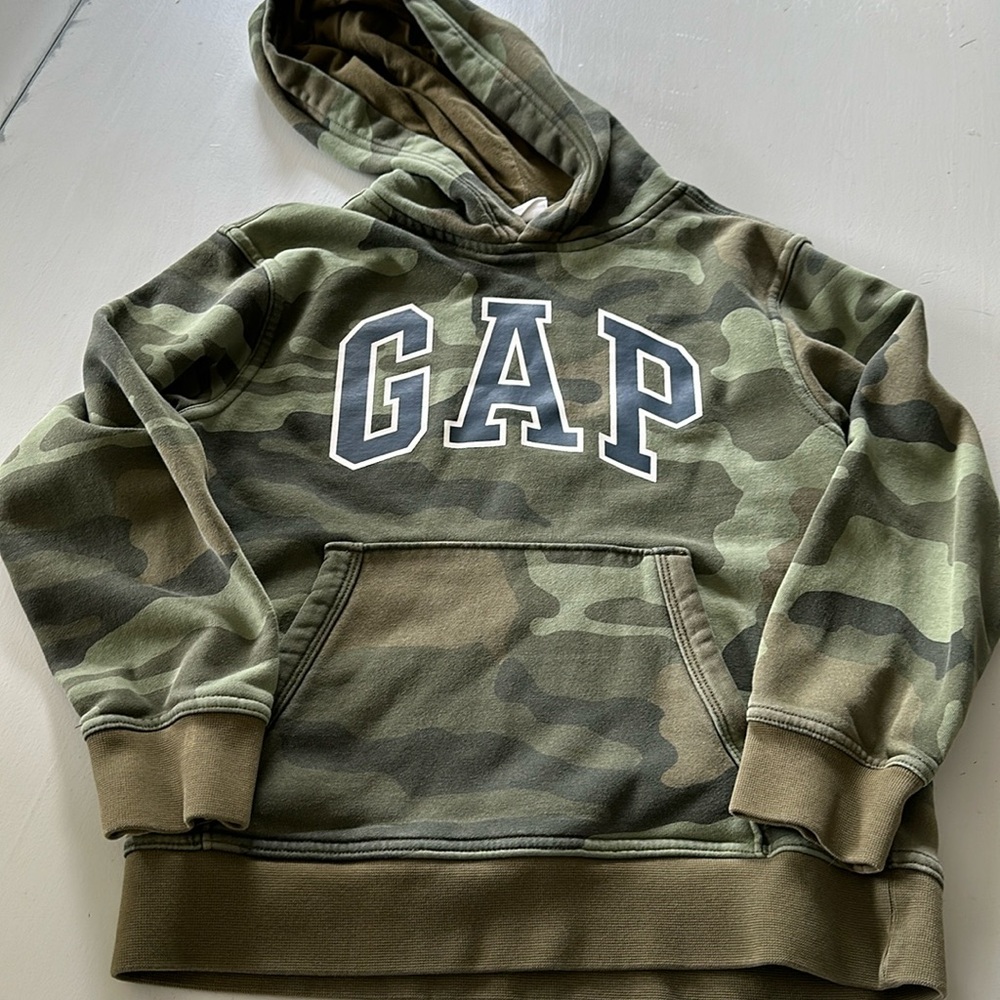 Boys Gap Kids Camo Sweatshirt Medium